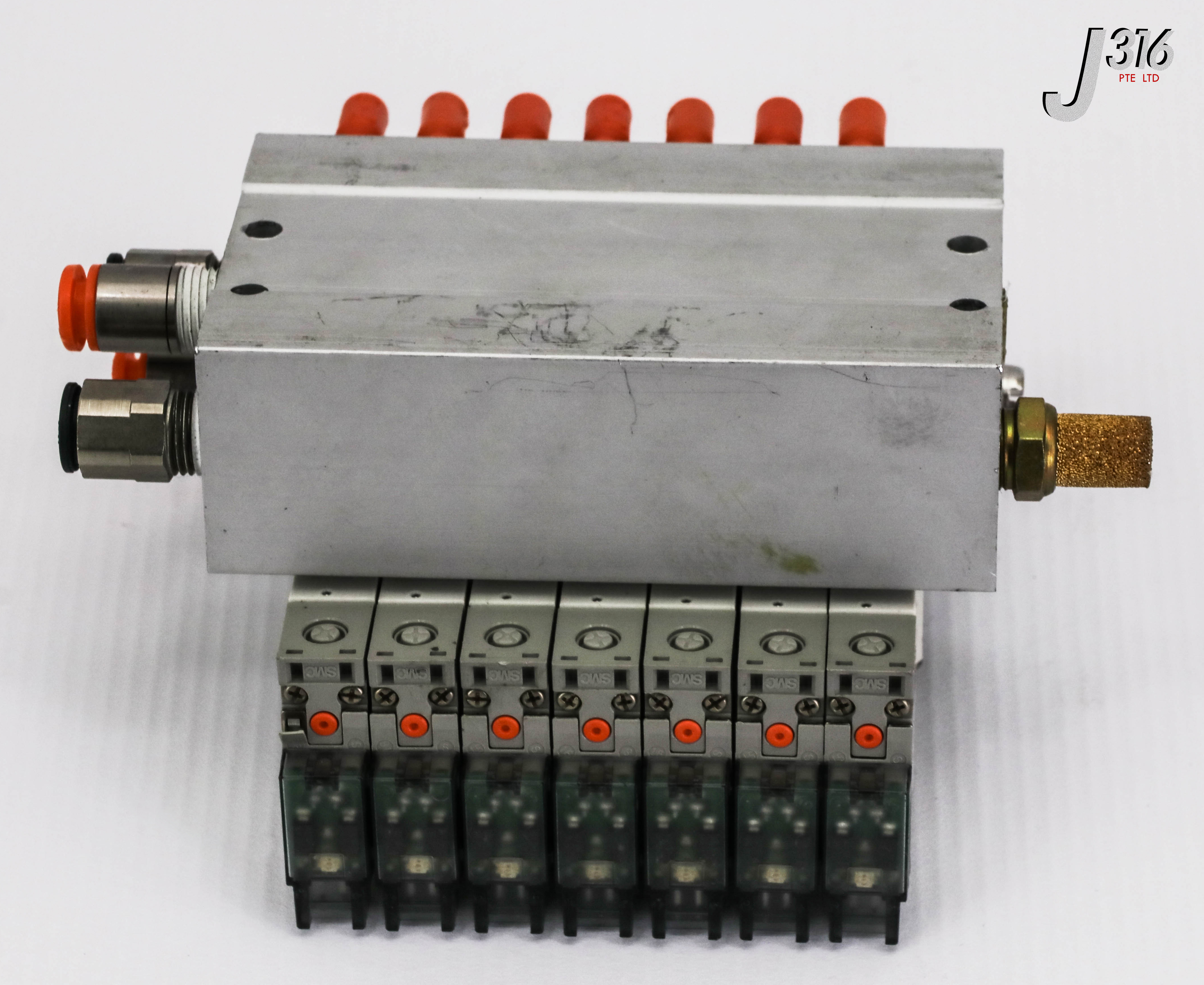 14527 SMC 7-SLOT SOLENOID MANIFOLD BLOCK SY3140-5MOZ | eBay